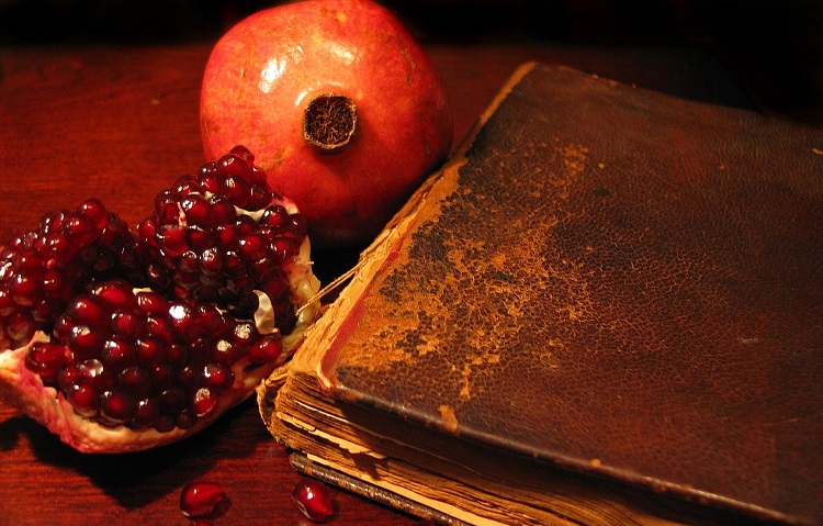 آیین های سنتی شب یلدا در نقاط مختلف ایران