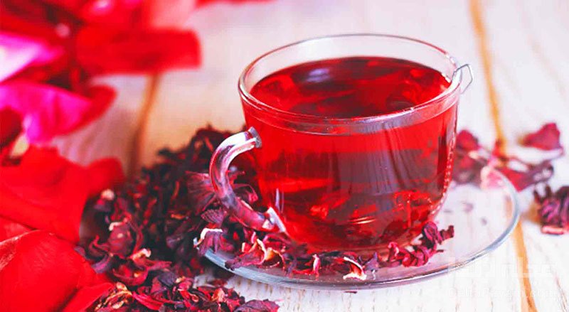 تونر طبیعی برای پوست بالغ