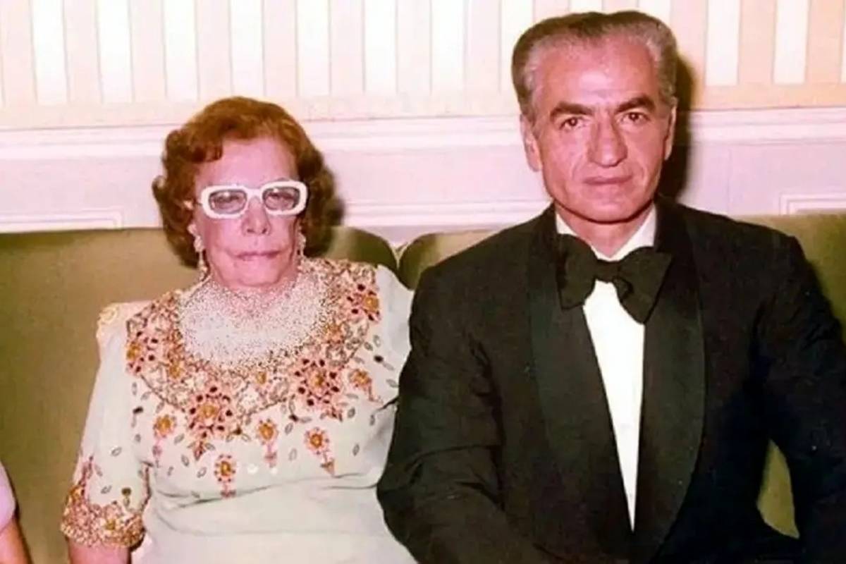 عکس قدیمی؛ خانه اعیانی آجری رنگ «مادر محمدرضا پهلوی» در چالوس ساخت دهه 30