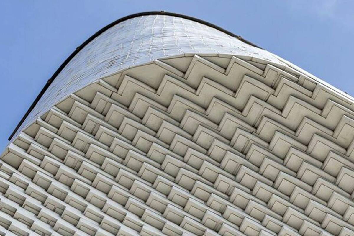 وقتی معماری مدرن، همسایه تاریخیاش را در آغوش میگیرد + تصاویر