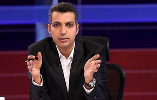 عادل فردوسی پور بعد از خروج از تلویزیون بیشتر مطرح‌ شد + ویدئو