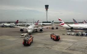 (ویدئو)فرود موازی دو فروند هواپیما در فرودگاه سان فرانسیسکو