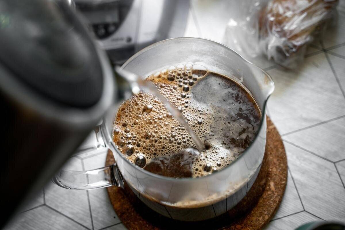 معجزه آب قهوه برای مو ؛ روش استفاده از قهوه برای مو چگونه است؟