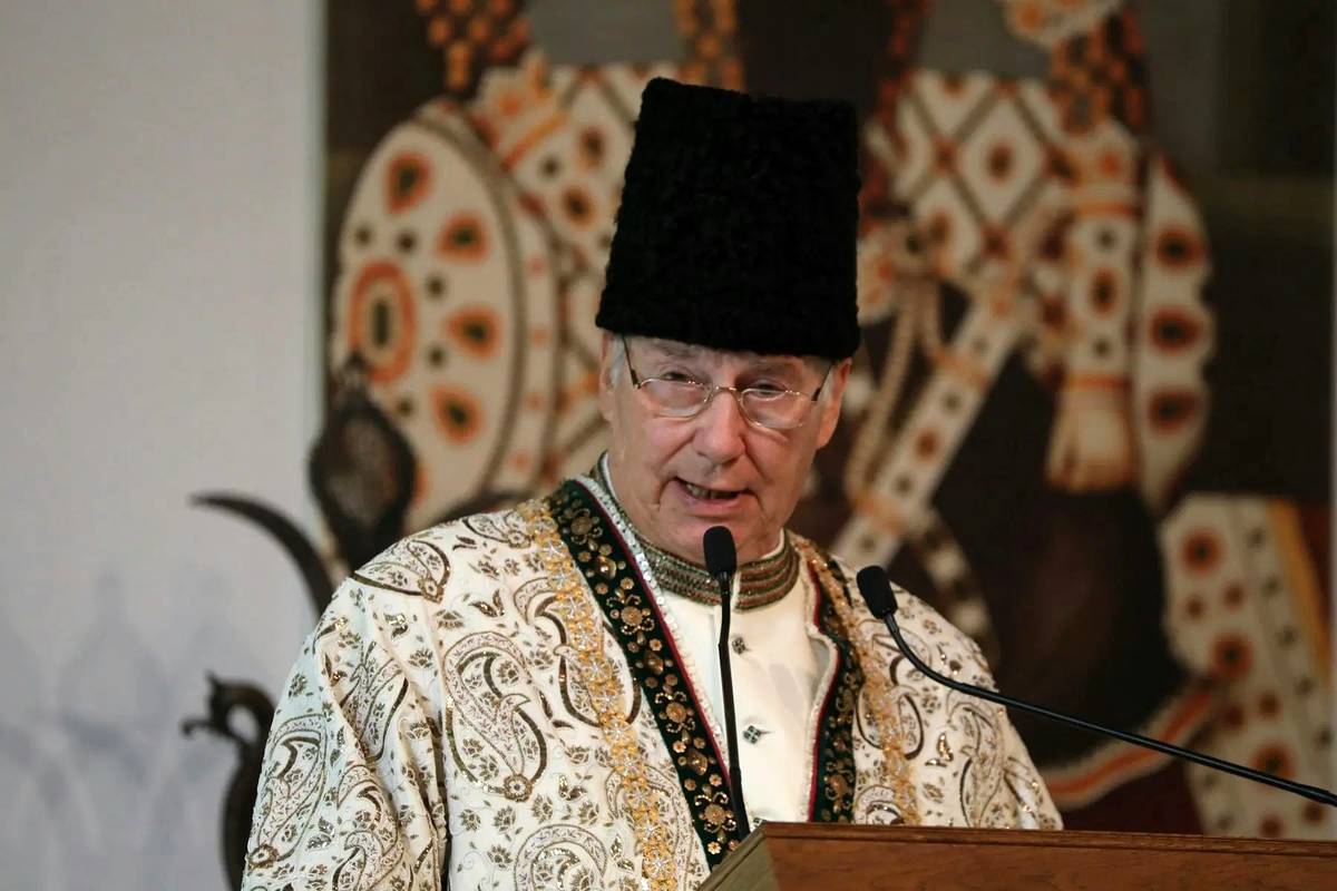 آقاخان؛ سرگذشت پادشاهان بی قلمرو از کرمان تا اروپا