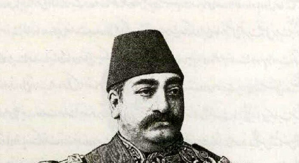 این آقا سفیر کبیر ایران در دوره قاجار بود!