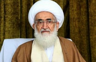 مرجع تقلیدی که امروز ۱۰۰ساله می شود/عکس و امضا
