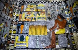 مومیایی 4 هزارساله‌ای که در «رنگارنگ‌ترین» مقبرۀ مصر کشف شد کیست؟
