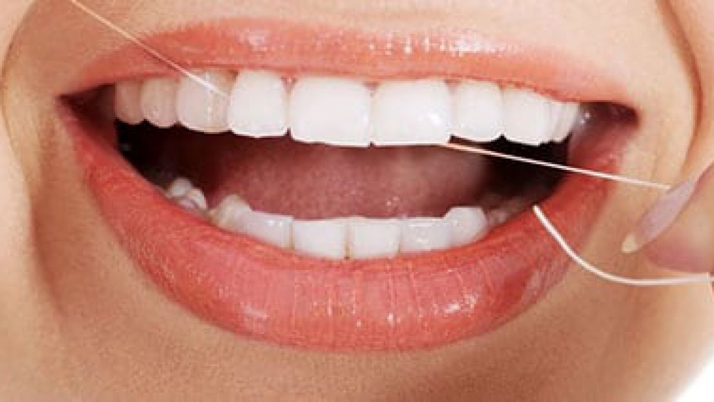 یک فایده کمتر گفته شده نخ دندان کشیدن 