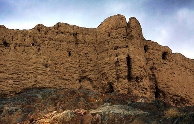 قلعه هزارساله تهران را ببینید