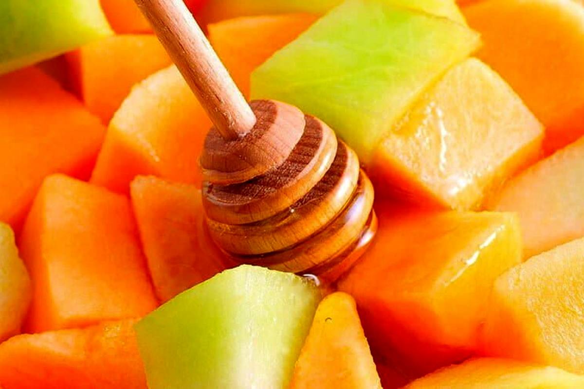 خوردن خربزه با عسل باعث مرگ آنی می شود ؟