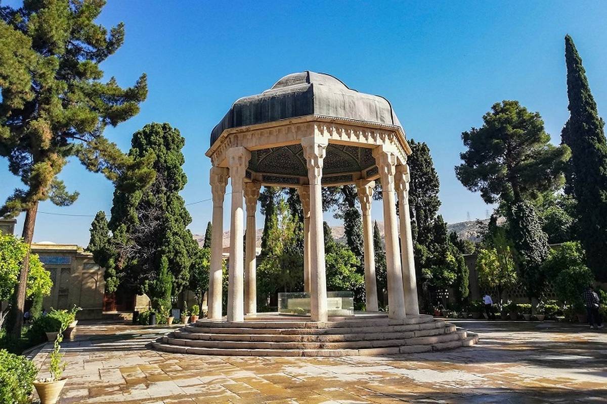 فال حافظ امروز سه شنبه 7 مرداد ماه 1404