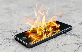 انفجار موبایل در جیب یک زن! + ویدئو