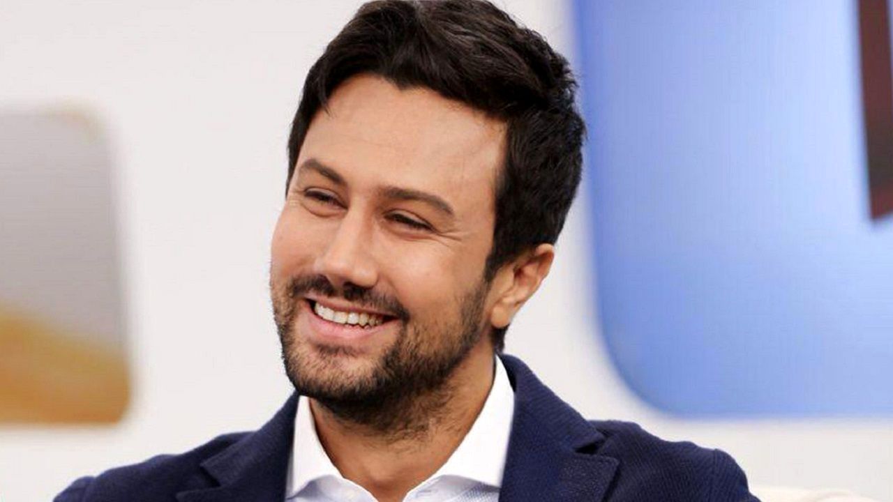 تیپ و استایل ورزشی «شاهرخ استخری» در یک باشگاه در بلژیک + عکس