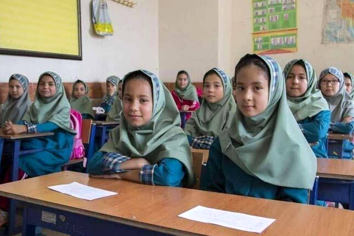 تحصیل هر دانشآموز افغان در ایران چقدر هزینه دارد؟
