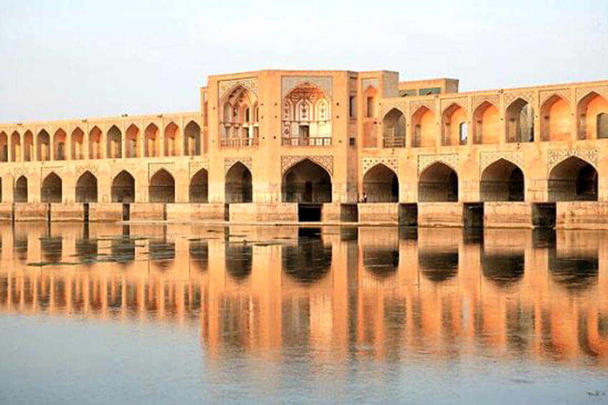 تصویری از پل خواجو اصفهان سال ۱۳۰۵ شمسی
