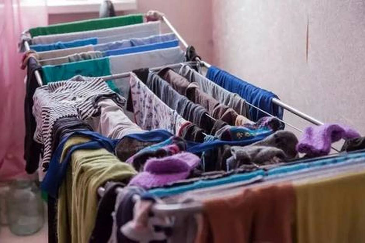 چرا خشککردن لباسها در فضای بسته میتواند سلامت شما را به خطر بیندازد؟