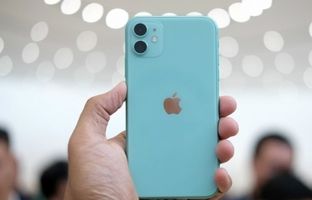 قیمت آیفون پنجشنبه ۲۶ مهر ۱۴۰۳