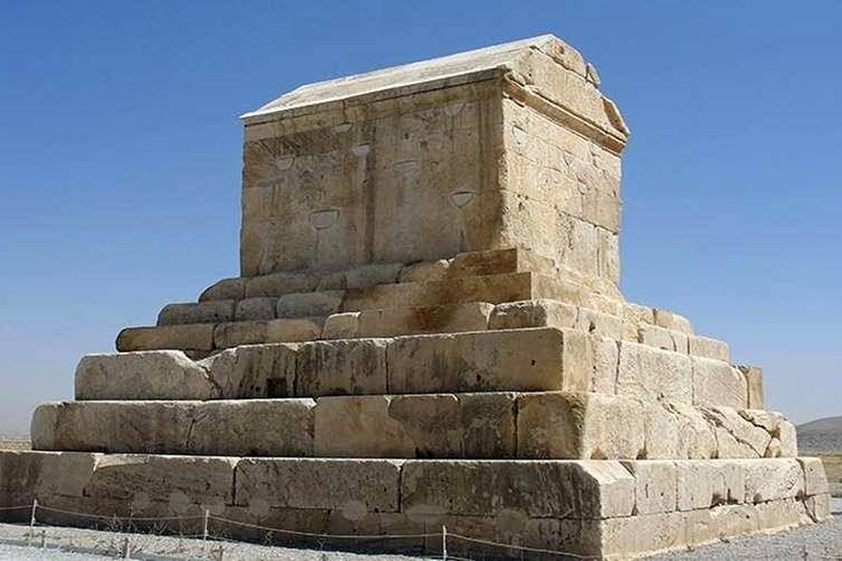 راهنمای سفر؛ آشنایی با مکان های دیدنی شیراز