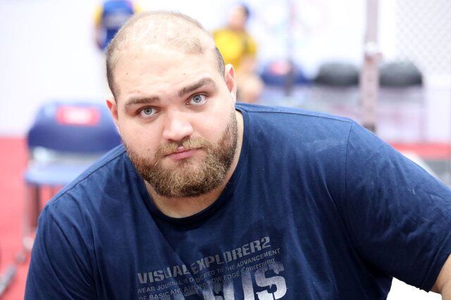 ماجرای تصادف وحشتناک وزنه‌بردار شگفتی‌ساز ایران در کودکی
