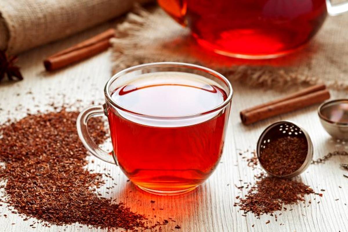۱۱ دمنوش برای پرپشت شدن مو و کاهش ریزش مو + طرز تهیه این دمنوش‌ها
