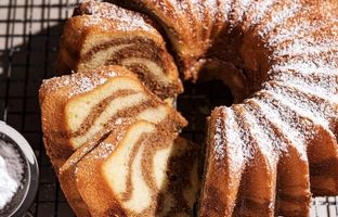 طرز تهیه کیک نارگیل و شکلات؛ کیک نرم و پفکی با طعم دلنشین