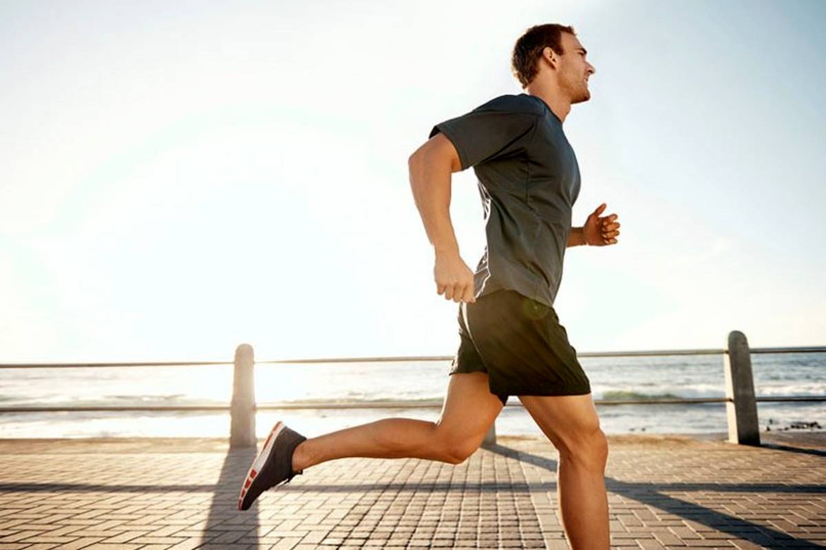 ۱۰ فایده علمی دویدن آهسته برای سلامتی