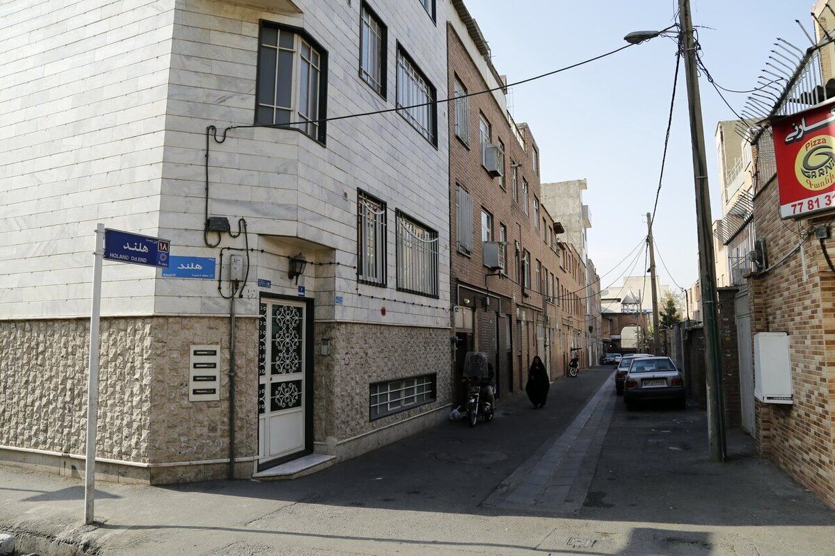 یادگار ملکه هلند در شرق تهران