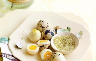 تخم بلدرچین برای چی خوبه ؟ ؛ فواید تخم بلدرچین برای کودکان + عوارض مصرف تخم بلدرچین