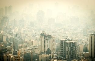 هوای تهران همچنان در وضعیت قرمز و ناسالم است