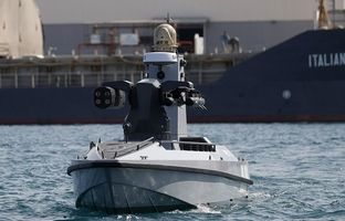 ذوالفقار؛ قایق تندرو عجیب سپاه که در لحظه تبدیل به زیردریایی می‌شود