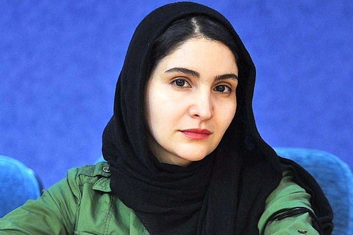 
تبریک ویژه نورا هاشمی به سه برنده سیمرغ بلورین
