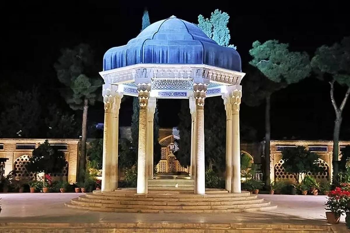 فال حافظ امروز شنبه 10 مرداد ماه 1404