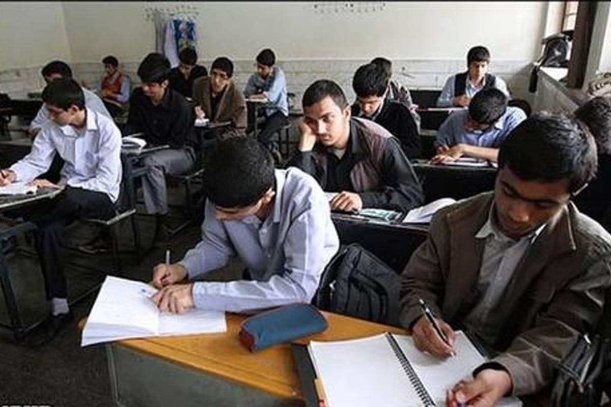 فاجعه معدل دانشآموزان پایه دوازدهم در خرداد ۱۴۰۳ + اینفوگرافیک