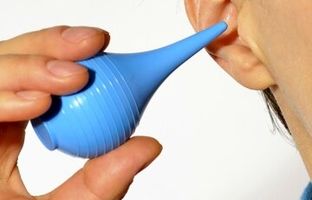 بعد از حمام گوش را تمیز کنیم یا نه؟