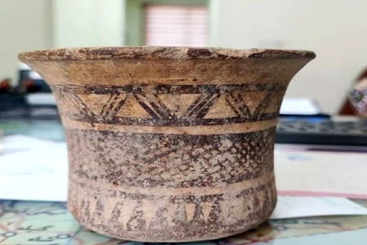 کشف یک جام سفالی ۵ هزار ساله در اسدآباد