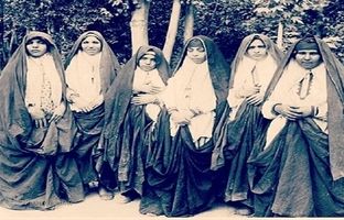 (تصاویر) عکسی نادر از شکار شاهانه یک زن درباری قاجار