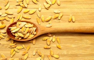 خواص عجیب یک تخم که در سطل آشغال می ریزیم!