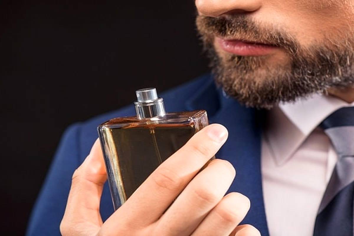 این 4 عطر مردانه جادو میکنند و هرگز از یاد کسی نخواهند رفت!