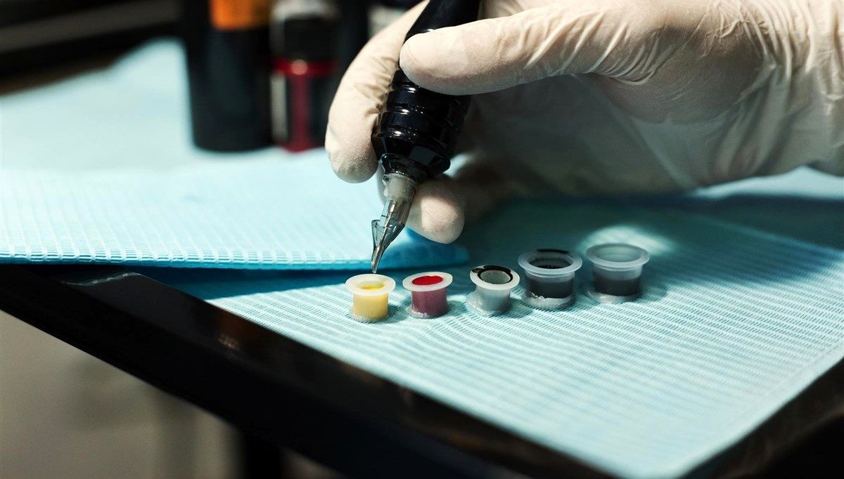 بهترین برندهای رنگ تاتو در سال 2024 که می توان به راحتی در بازار پیدا کرد