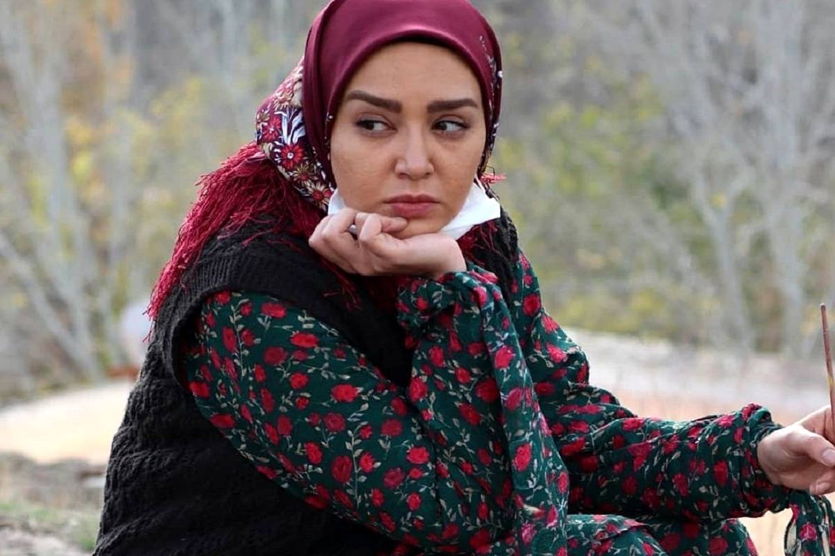 (تصاویر) تیپ و چهره جدید «شیرین» سریال نون خ در دنیای واقعی