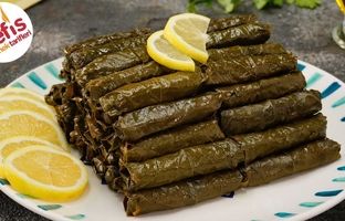 (ویدئو) طرز تهیه دلمه برگ مو به سبک کدبانوی ترکیه ای، مرحله به مرحله