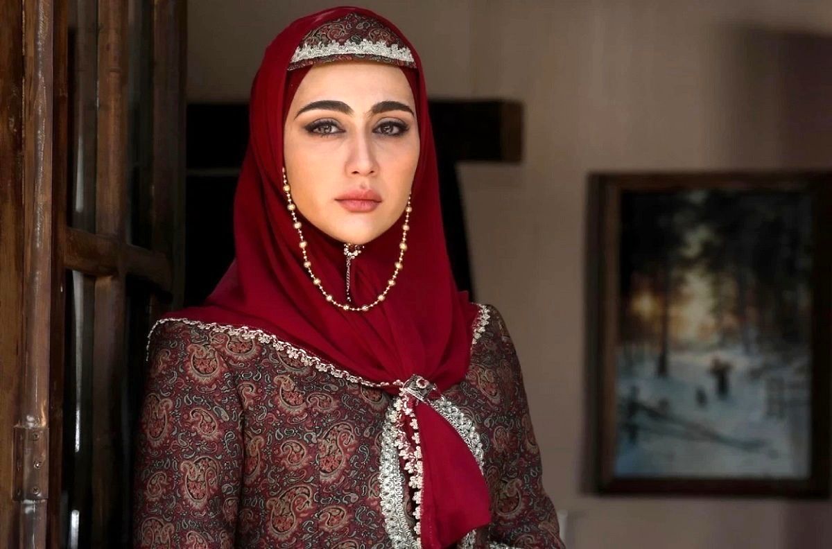 (تصاویر) عکس های تازه میترا رفیع بازیگر نقش گلنار در گیلدخت