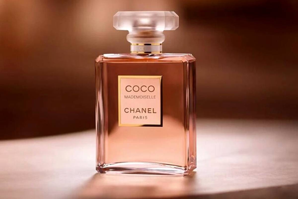 جذابترین عطر زنانه که هر 4 فصل میتوانید استفاده کنید کدام است؟!