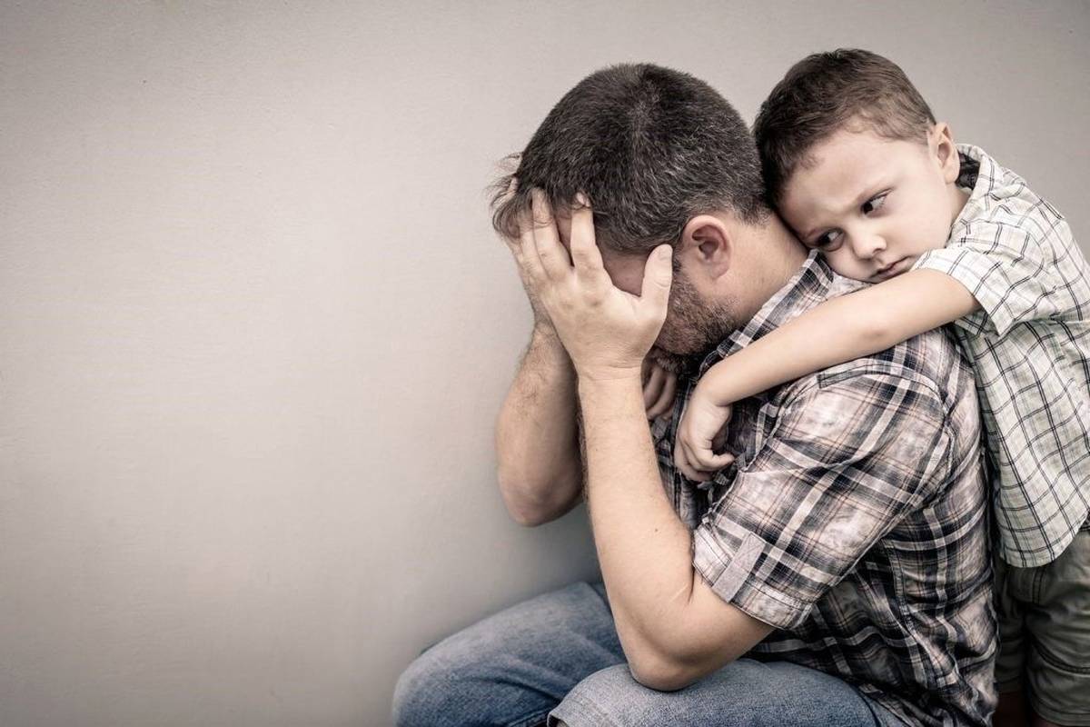تراپی برای این افراد جواب نمیدهد/ اگر مادر یا پدر افسرده دارید به این توصیهها عمل کنید
