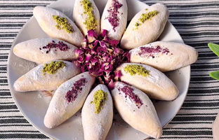 خوشمزه بپزید؛ طرز تهیه شیرینی ساق عروس مازندرانی برای نوروز