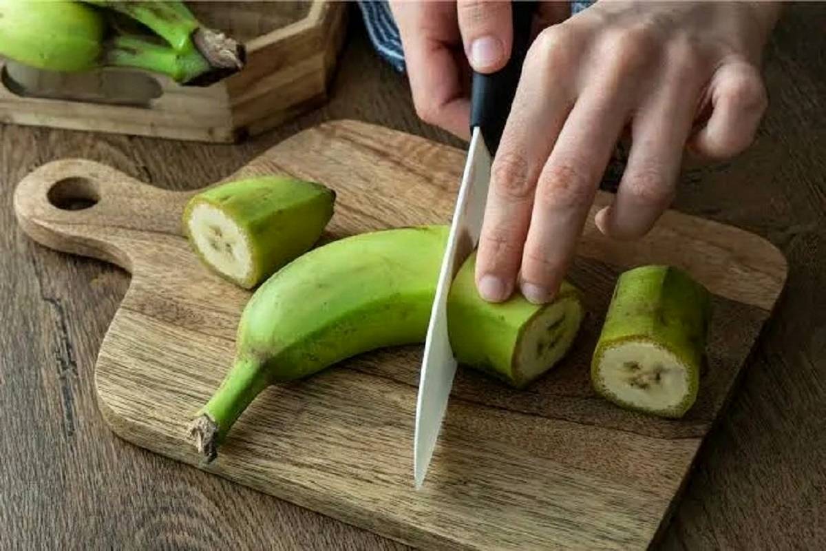 خواص بی نظیر موز سبز برای معده و بهبود گوارش