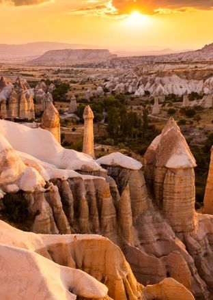 جادوی دودکش‌های جن و پری در کاپادوکیا +ویدئو