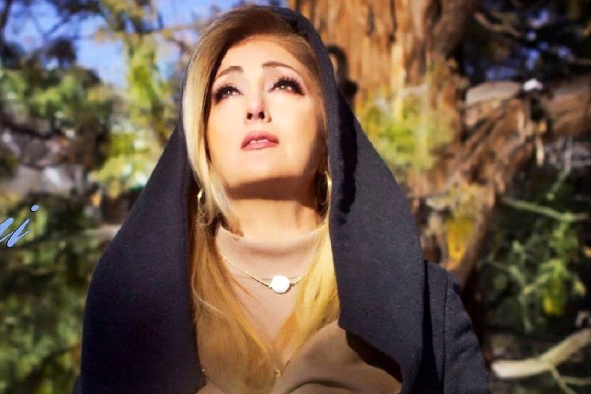 «لیلا فروهر در 7 سالگی و در کنار داریوش طلایی»؛ سال 1344