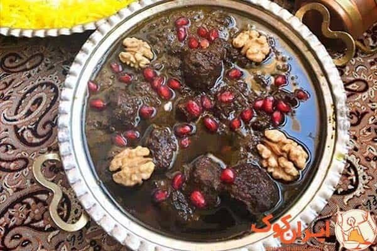ترفندهایی برای تهیه خورشت اناری در روزهای کوتاه پاییزی