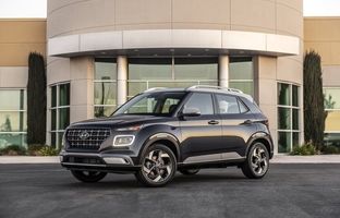 (ویدئو)  آبروریزی بزرگ ایران‌خودرو؛ رونمایی یک صافکار از کیفیت فاجعه‌بار خودروی ری‌را